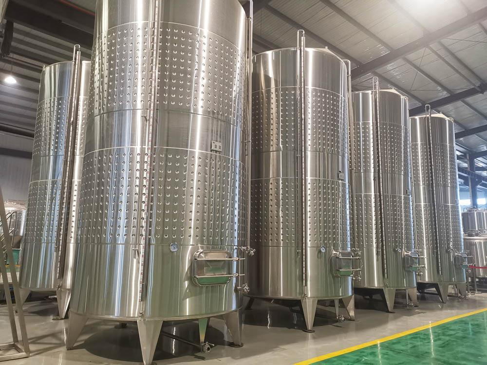 <b>8000L Round Wine Fermentation</b>